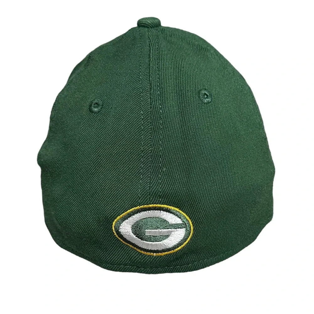Green Bay Packers Hat Cap Fitted Mens Medium NFL Football 39THIRTY New Era Green